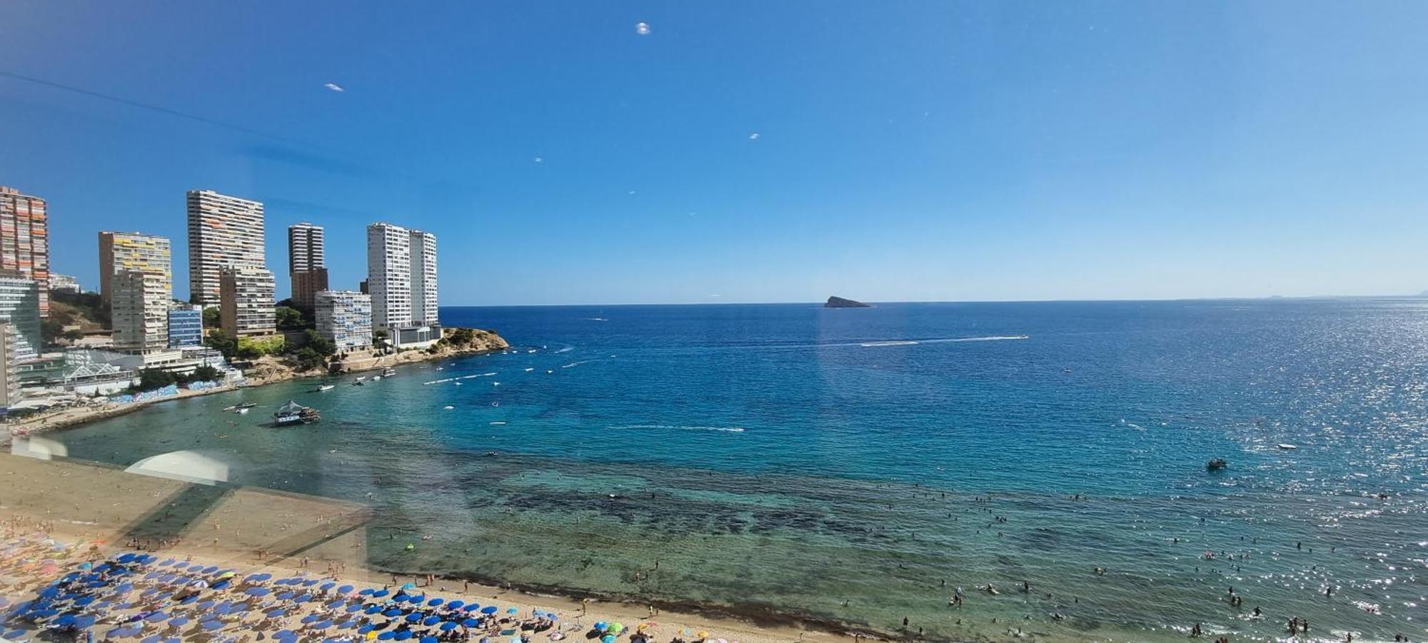 Principado Benidorm Suites Levante Экстерьер фото